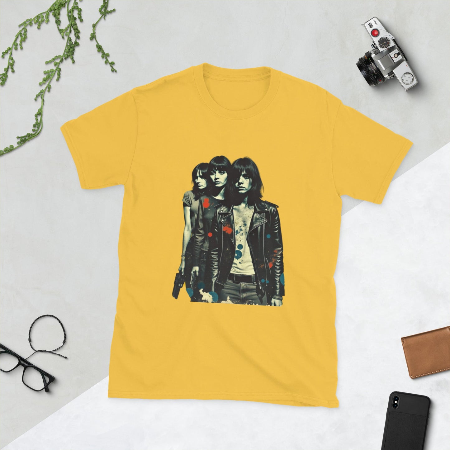 Guns don't kill people - Unisex T-Shirt - Propaganda Department